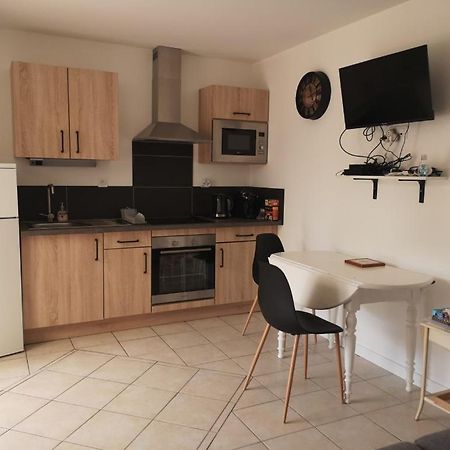 Appartement 2 Pieces Avec Terrasse Proche Mer Et Commerces 乌伊斯特勒昂 外观 照片